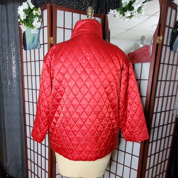 Red jacket - Picture 3 of 4